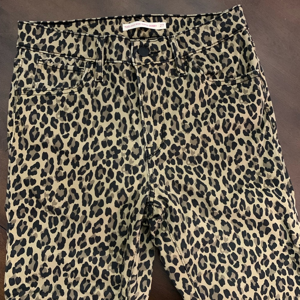 Levi’s leopard jeans